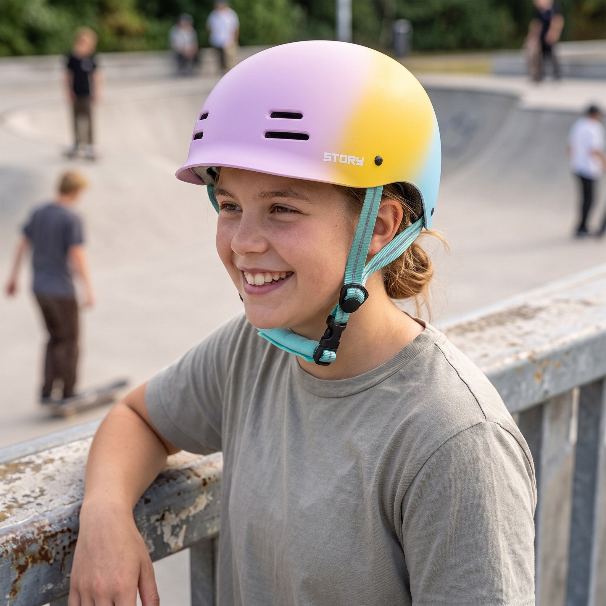 Story Retro Certified Helmet