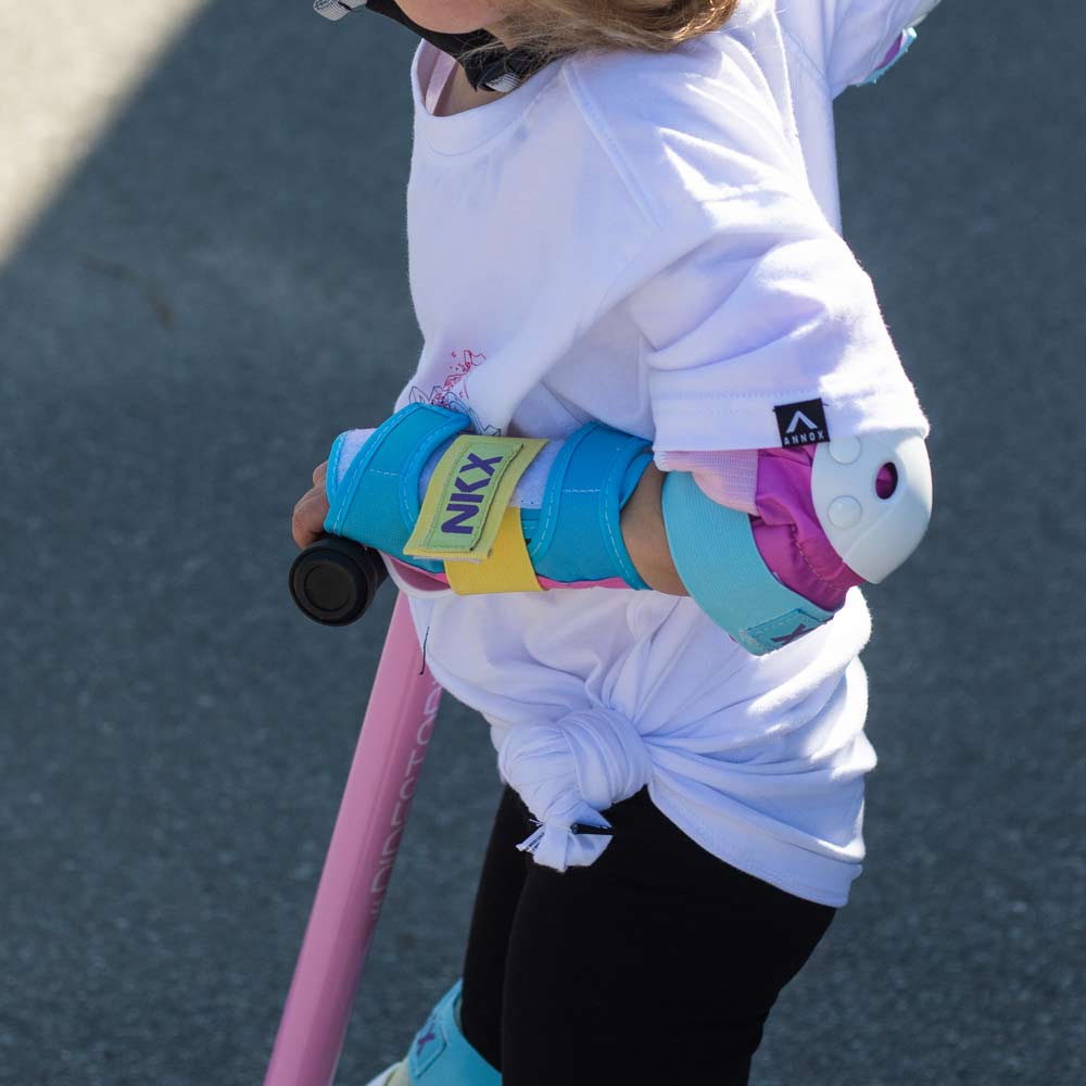 NKX Pro Kids Wrist Guards
