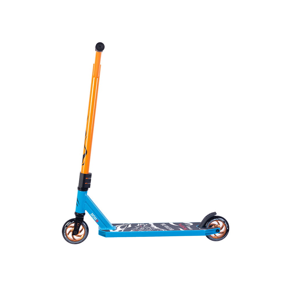 Bestial Wolf Demon D6 Stunt Scooter