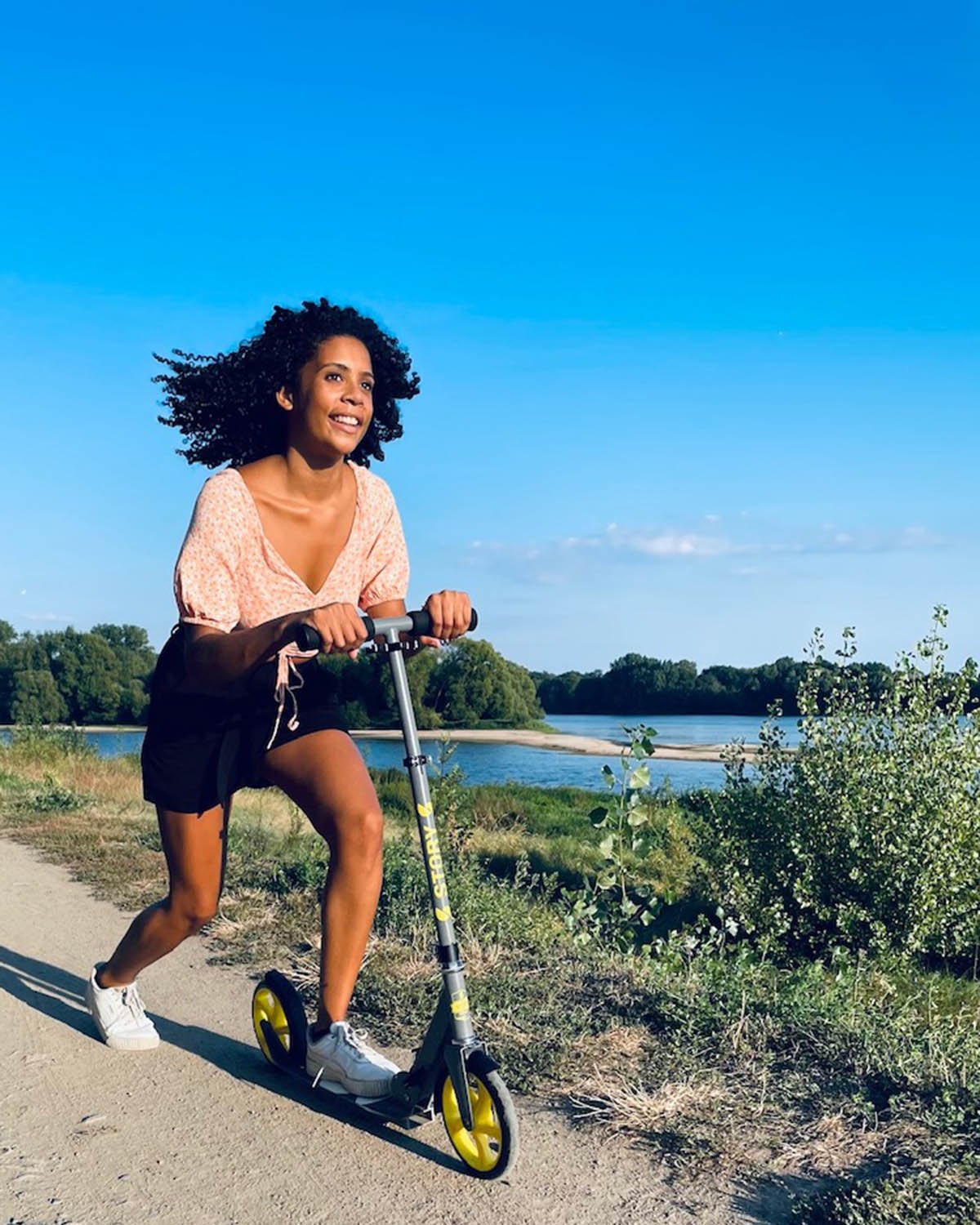 Story Urban GO! Foldable Commuter Scooter