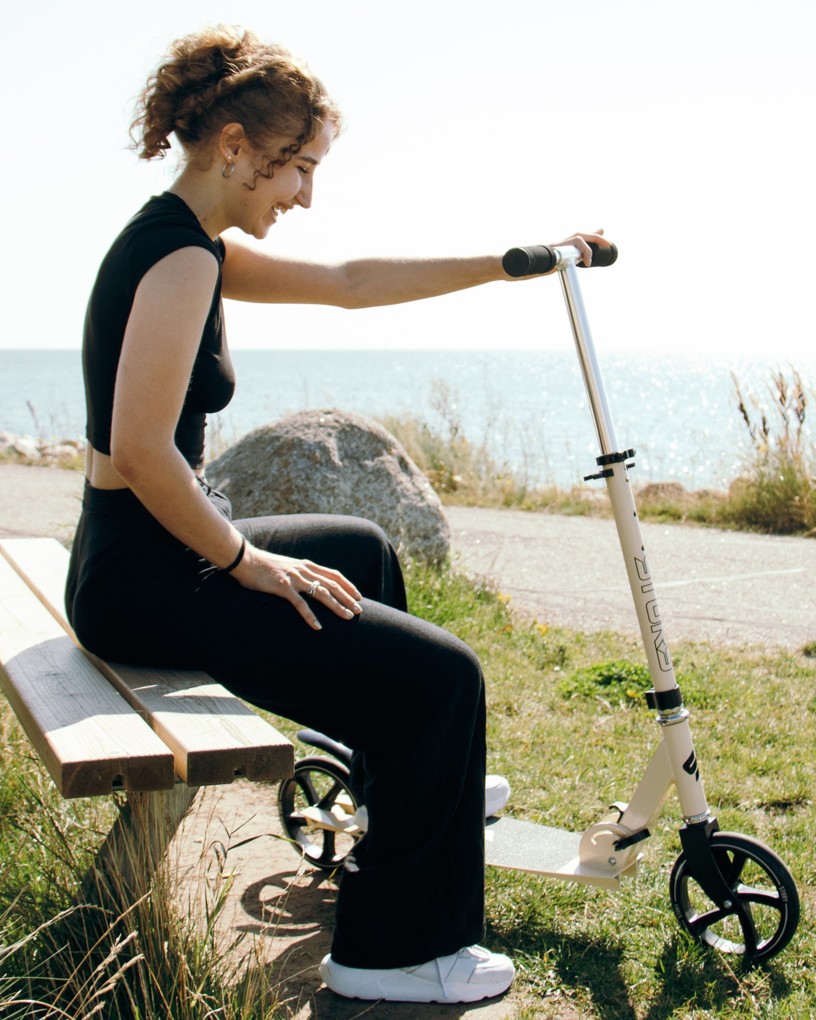Story Swift Foldable Commuter Scooter