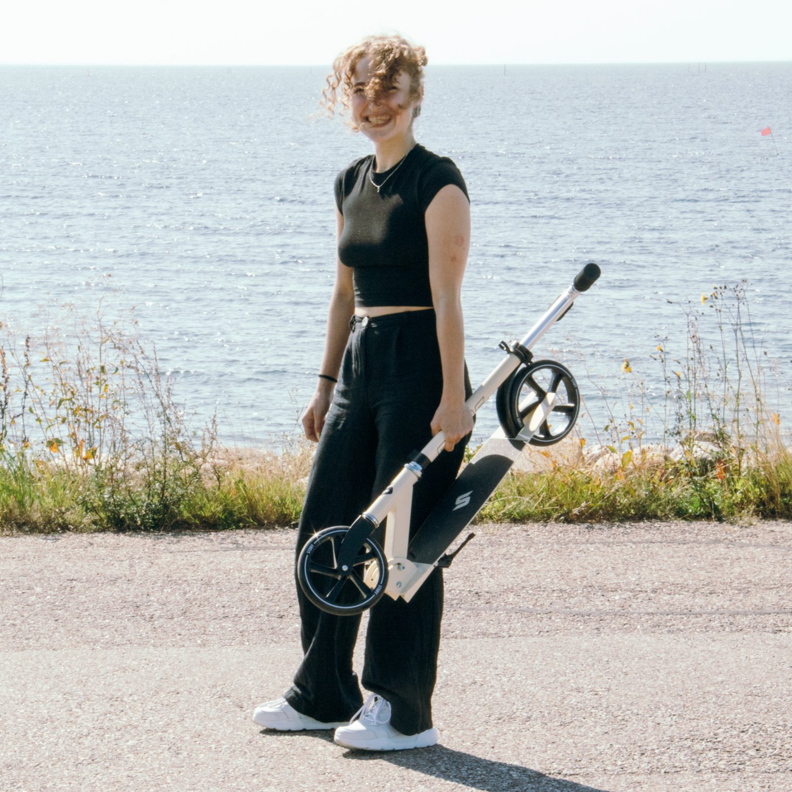 Story Swift Foldable Commuter Scooter